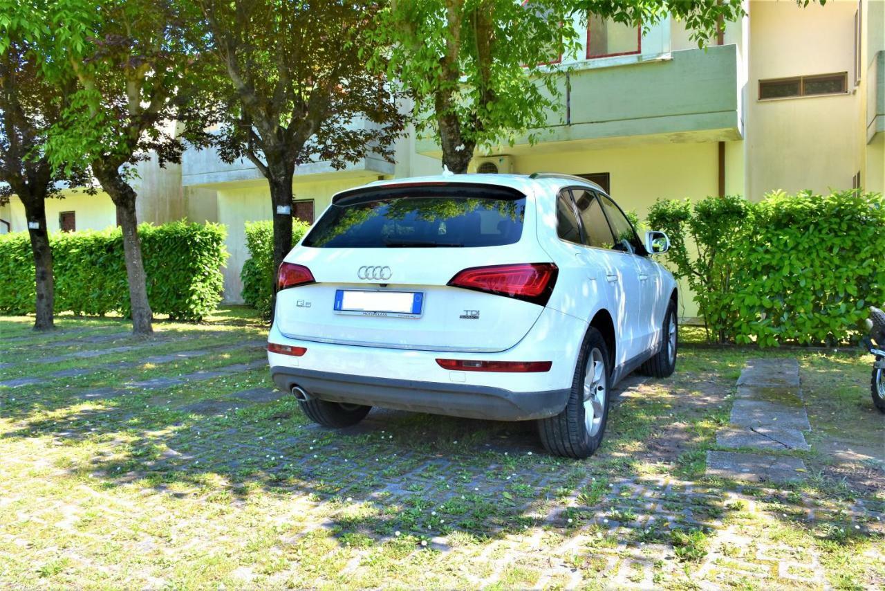 Villaggio Anna Бибионе Екстериор снимка