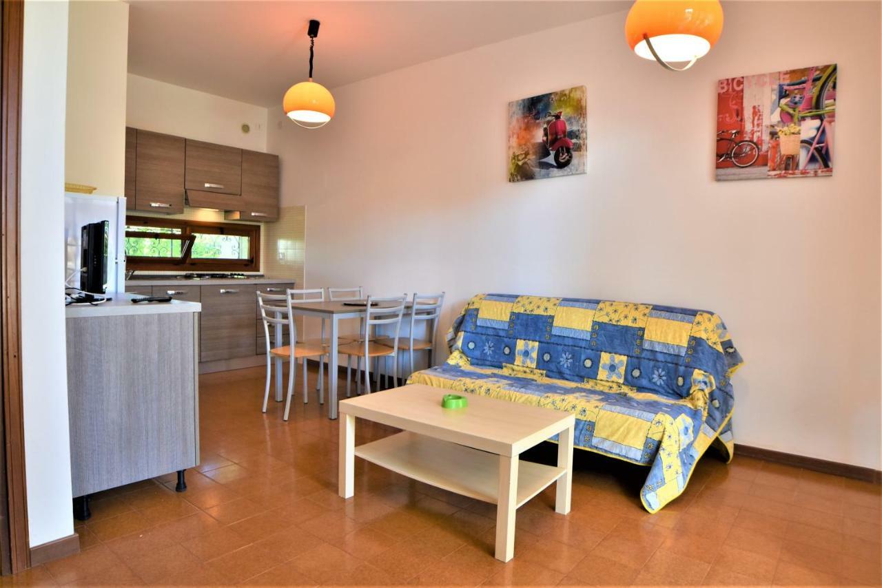 Villaggio Anna Бибионе Екстериор снимка