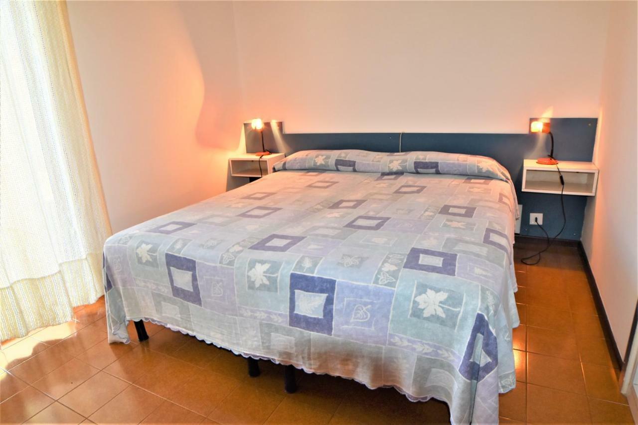 Villaggio Anna Бибионе Екстериор снимка