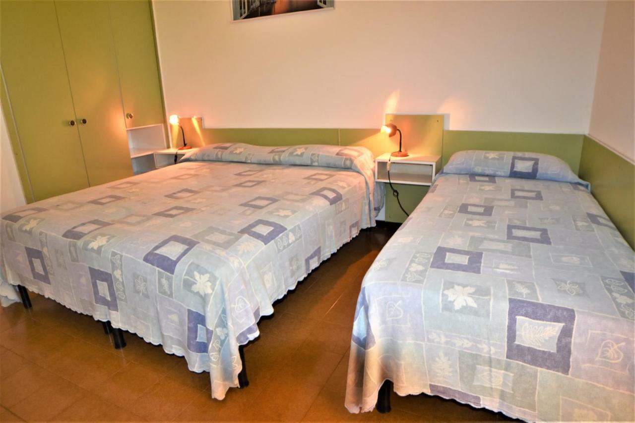 Villaggio Anna Бибионе Екстериор снимка